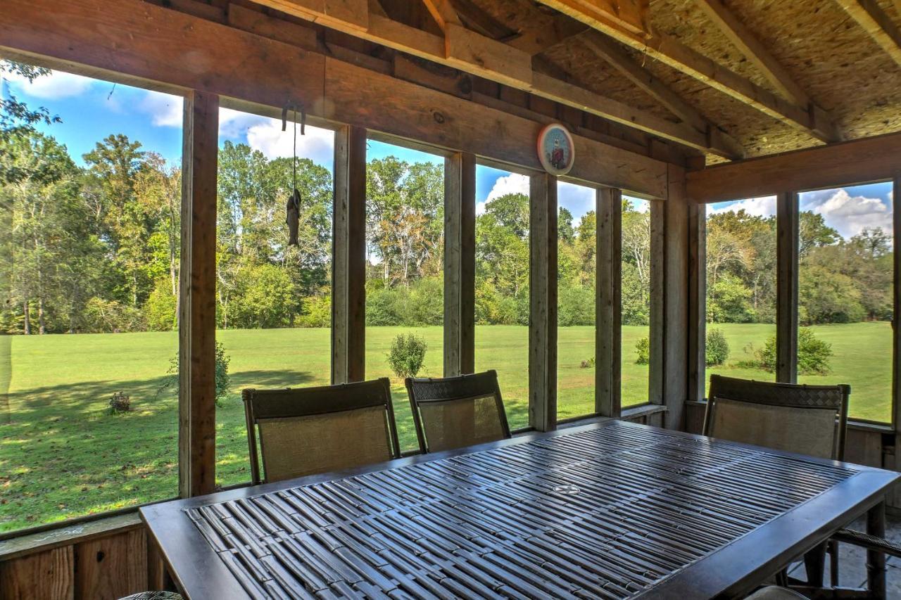 Ooltewah Cabin With Grill, Pool Table And Porch! ภายนอก รูปภาพ