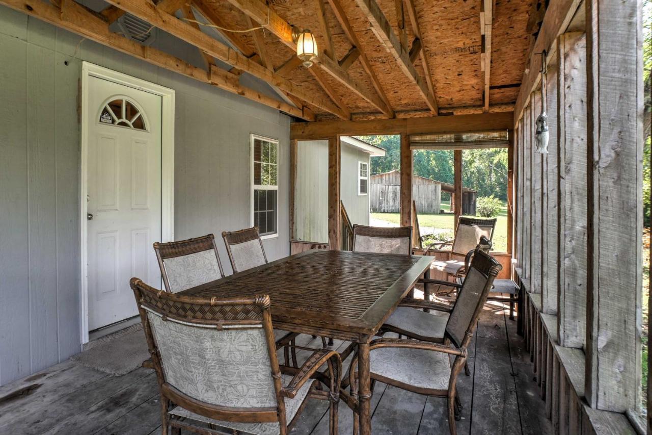 Ooltewah Cabin With Grill, Pool Table And Porch! ภายนอก รูปภาพ